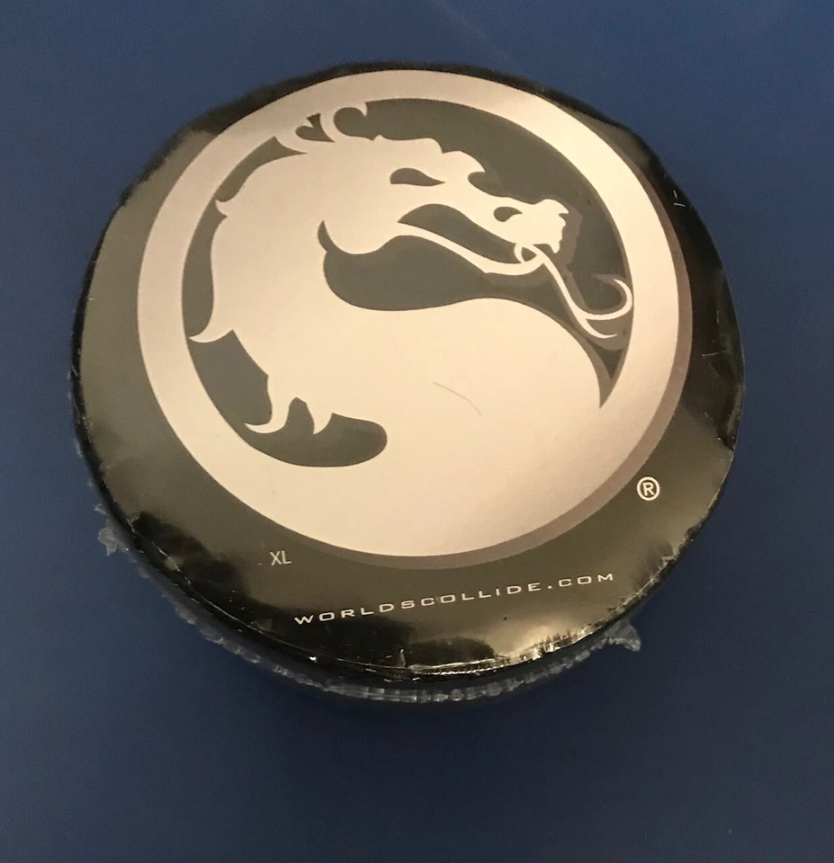 Rare New Mortal Kombat vs DC Universe Black Worlds Collide sz XL - Image 1 of 1