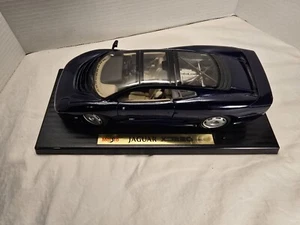 Maisto Special Edition 1/18 Scale Die Cast Model Jaguar XJ220 - Dark Blue - Picture 1 of 9