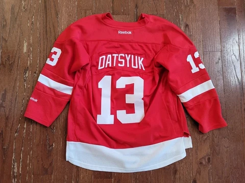 Pavel Datsyuk - Detroit Red Wings - Reebok Authentic Home Jersey youth L/XL Cover