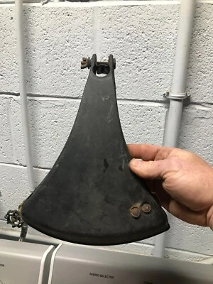 UT-20772 UT20772 Homelite Trim N' Edge String Trimmer DEBRIS DEFLECTOR & MOUNT - Image 1 of 4