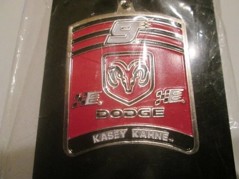 NASCAR Kasey Kahne Dodge #9 Keychain, brand new Cover