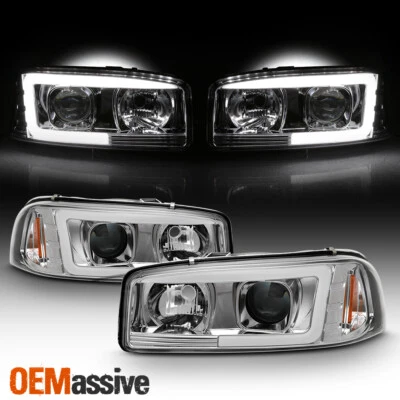 Для 99-06 GMC Sierra 1500 2500 HD 3500 | Ламповые светодиодные прожекторные фары Yukon XL - Изображение 1 из 4