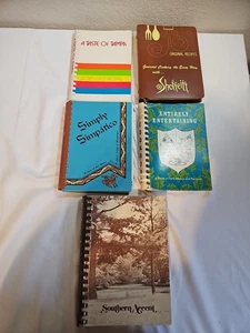 Vintage Konvolut 5 Kochbücher. Junior League & Shoffeitt. Florida/Newark/Arkansas. - Bild 1 von 9