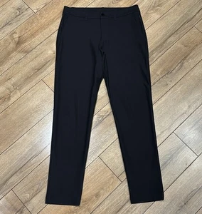 Lululemon ABC klassische Passform Herrenhose 32L Warpstreme in Schwarz 36" x 30" - Bild 1 von 4