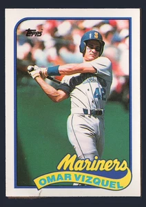 Vintage 1989 Topps Traded #122T - Omar Vizquel RC - HOF Caliber Career Mariners - Foto 1 di 2