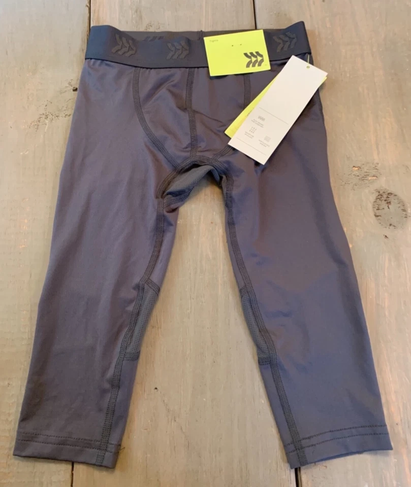 Medias All in Motion para niño de 3/4 piernas - grises - pequeñas - nuevas - atléticas ajustadas  Foto 1 de 4