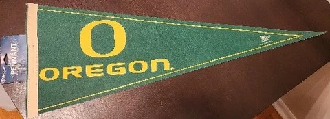 University of Oregon Ducks 12"x30" Pennant College Pride Dorm Room Decor Cover