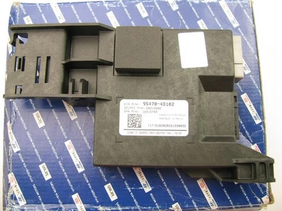 NUEVO - OEM LADO IZQUIERDO Módulo de control de puerta trasera eléctrica para Hyundai 954704D102 Foto 1 de 4
