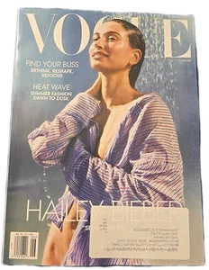 Vogue Magazine Winter 2025 Conde Naste Gabby Thomas Sean McGirr The Giver Womens - Imagen 1 de 2