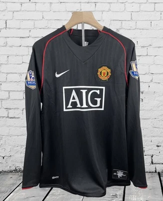 Manchester United 2007-2008 Away Long Sleeve Jersey - Cristiano Ronaldo #7 - Image 1 of 4