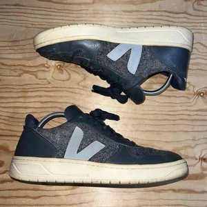 VEJA V-10 BRAZILIAN LEATHER DESIGNER SHOES SNEAKERS DARK GRAY NATURAL SIZE 9 - Picture 1 of 10