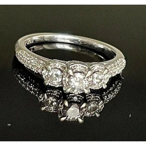WHITE GOLD & 0.33 CARAT DIAMOND ENGAGAMENT RING SIZE 6.5 SKY - Picture 1 of 8