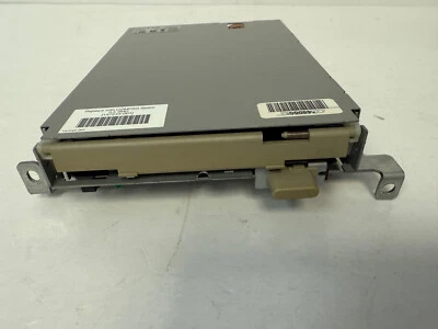 COMPAQ 147243-001 3.5 1.44MB FLOPPY DRIVE DESKPRO PROLINEA CITIZEN OSDE-13H-U - Image 1 of 4