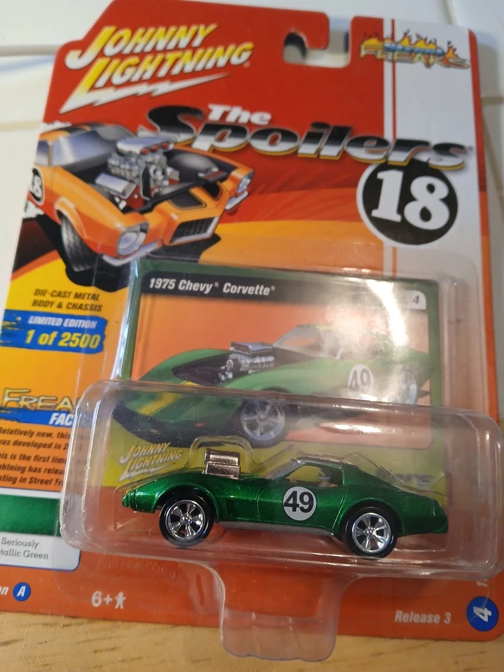Johnny Lightning The Spoilers 18 1975 Chevy Corvetteseriuosly Metalic Green - Image 1 of 1