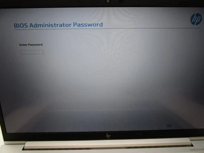 HP EliteBook 830 G8 Core i7-1185G7 3,00 GHz 8 GB de RAM sin HD sin cargador BIOS bloqueado Foto 1 de 4