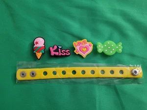 Kid Silicone Charm Bracelet w/4 Charms Cute Tasty Treat Fun Gift Clogs Accessory - Picture 1 of 2