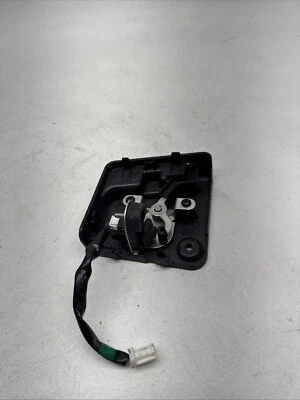 Tapa embellecedor trasero izquierdo Infiniti Q60 G37 2009-2015 convertible 84949JJ50A OEM Foto 1 de 4