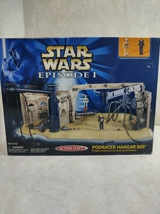 Galoob Star Wars Action Fleet Pod Racer Hanger Bay 1998 Playset - Bild 1 von 11