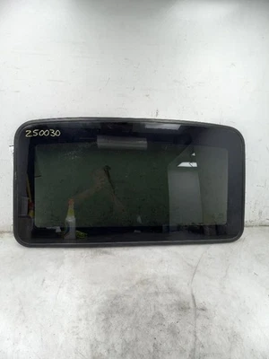 TOYOTA SIENNA XLE 11-20 TECHO CORREDIZO SOLO CRISTAL Foto 1 de 4