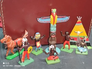 VINTAGE WESTERN INDIANS POLAND TOY FIGURINES HORSE PRL HAND PAINTED ZABAWKI - Picture 1 of 24