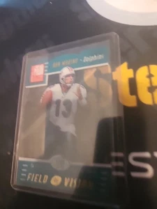 DAN MARINO 1999 DONRUSS ELITE FIELD OF VISION ACETATE DIE-CUT INSERT 120/164 - Picture 1 of 4