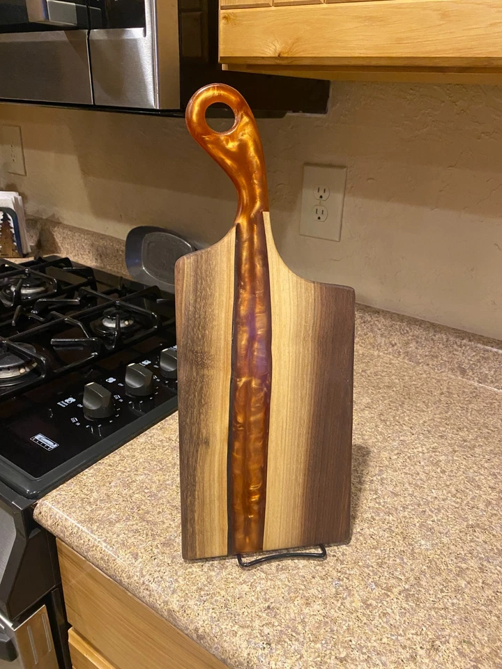 Tabla de charcutería - Bandeja de madera para servir con acento acrílico - Carne, tabla de masticar Foto 1 de 1