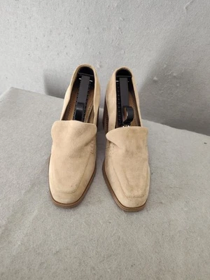 Vince Camuto Mujer Mocasines 7.5M Gamuza Tacón Bloque Sin Cordones Elegantes Zapatos de Trabajo Foto 1 de 4