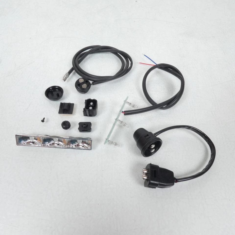 Kit feu stop additionnel LED pour top case GIVI E260 E99 moto - Photo 1/1