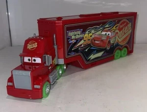 Disney Cars Mack Superliner Playset Rust-eze Car Wash Mechanic Tractor Trailer - Picture 1 of 9