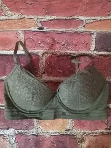 H&M Womens Bra Size 38 B Green NWOT - Picture 1 of 3