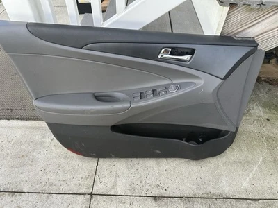 HYUNDAI SONATA GLS 2011-2014 PANEL MOLDURA PUERTA CONDUCTOR DELANTERO IZQUIERDO 27120 Foto 1 de 3