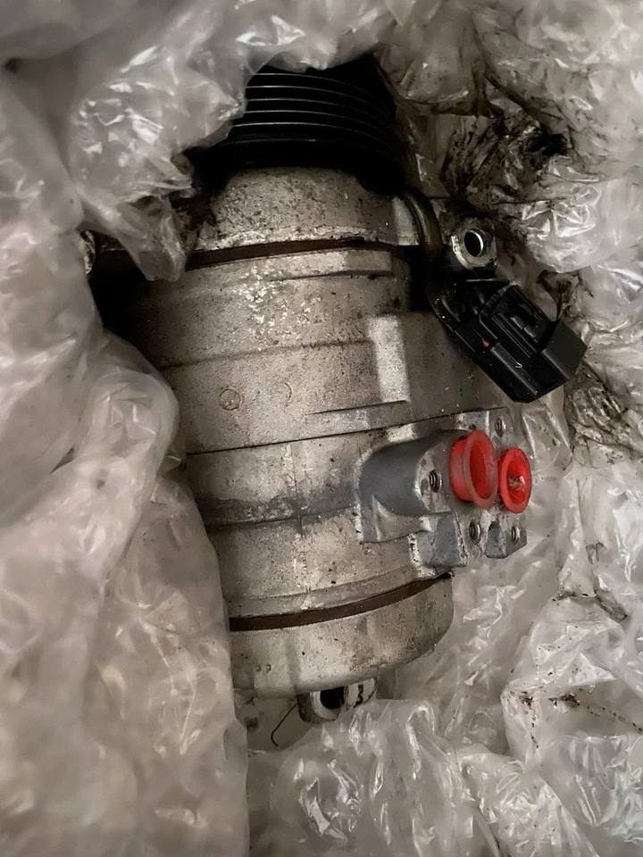 Compresor de aire acondicionado Cadillac CTS 2004-2007 10368634 OEM Foto 1 de 1