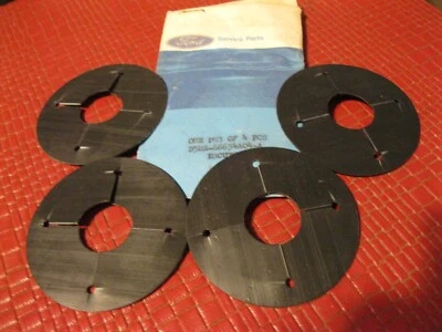 Lote escudo reposabrazos Ford Granada, Maverick, Mercury Monarch 1975-1979 nuevo Foto 1 de 2