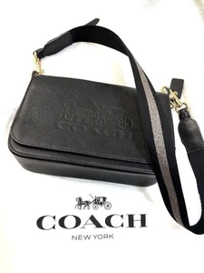 Condition COACH Messenger Bag Black Crossbody - Picture 1 of 12