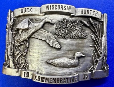 Wisconsin Duck Hunt Hunter Hunting Sport 1985 Commemorative Bergamot Belt Buckle - Image 1 of 4
