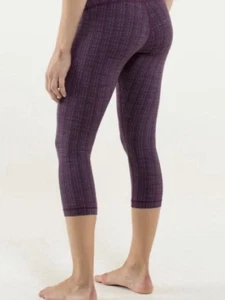 XS (4) Lululemon Wunder Under Crop in Ziggy Wee September Plum * SIEHE HINWEIS OHNE ETIKETT - Bild 1 von 7