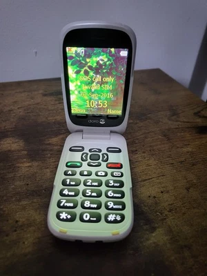 Doro 6520 Big Button Flip Mobile Phone  Fully working  Loud SOS Simple 80 Grey  - Image 1 of 4