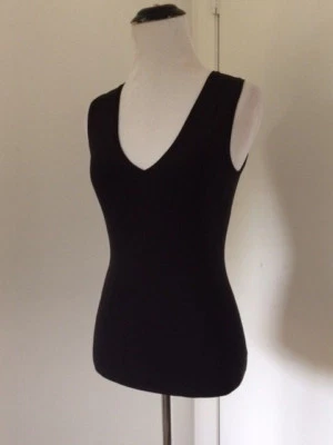 TOP THEORY MARRÓN OSCURO BODYCON SIN MANGAS CUELLO EN V TALLA ÚNICA Foto 1 de 4