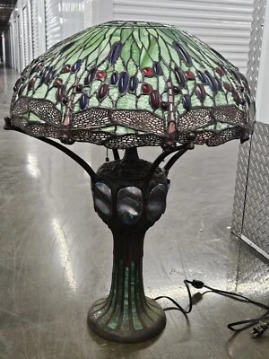 Tiffany Antique Replica, bronze lamp. Local Pick Up Only. Heavy. Works Read Desc - Image 1 of 4