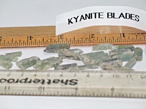 Green,Blue Kyanite 3 natural blade w/some blue-green-grey 1/2" - 1" per piece - Picture 1 of 4