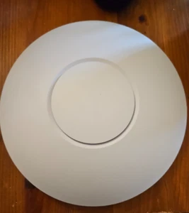 Ubiquiti UniFi 6 Long-Range Access Point (U6-LR) - Photo 1/3