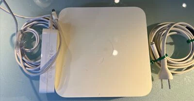 Apple AirPort Extreme Base Station Wireless Router A1354 with Power Supply - Image 1 of 4