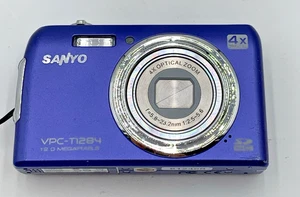Sanyo VPC-T1284 12MP 4x Optical Zoom Blue Digital Camera W.Battery Fair - Picture 1 of 12