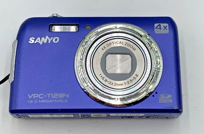 Sanyo VPC-T1284 12MP 4x Optical Zoom Blue Digital Camera W.Battery Fair - Image 1 of 4