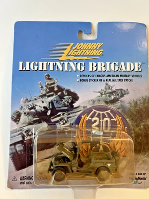 JOHNNY LIGHTNING BRIGADE MILITARY JEEP DIECAST GREEN 305-01 - Image 1 of 3