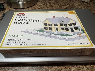 N Scale GRANDMA'S HOUSE Kit Model Power #1556 -  complete Sealed - Image 1 of 2