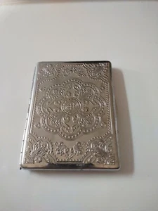 Silver Tone Cigarette Wallet Card Cast 3 x 4 inches - Picture 1 of 3