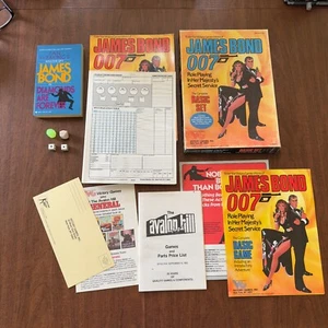 1983 Victory Games James Bond 007 RPG Basic Box Set 35002 mit Würfel MT- & BONUS - Bild 1 von 16