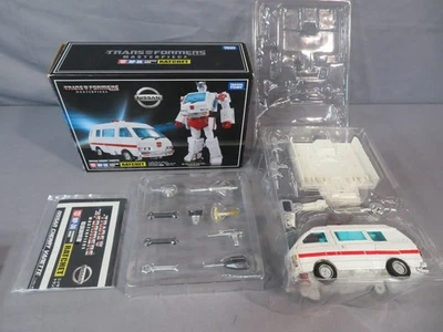Transformers Masterpiece "RATCHET" MP-30 Takara Tomy Cybertron Medic - Image 1 of 4