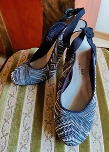 Halbschuhe Schuhe Pumps von Marco Tozzi Gr.37 w.Neu - Bild 1 von 4
